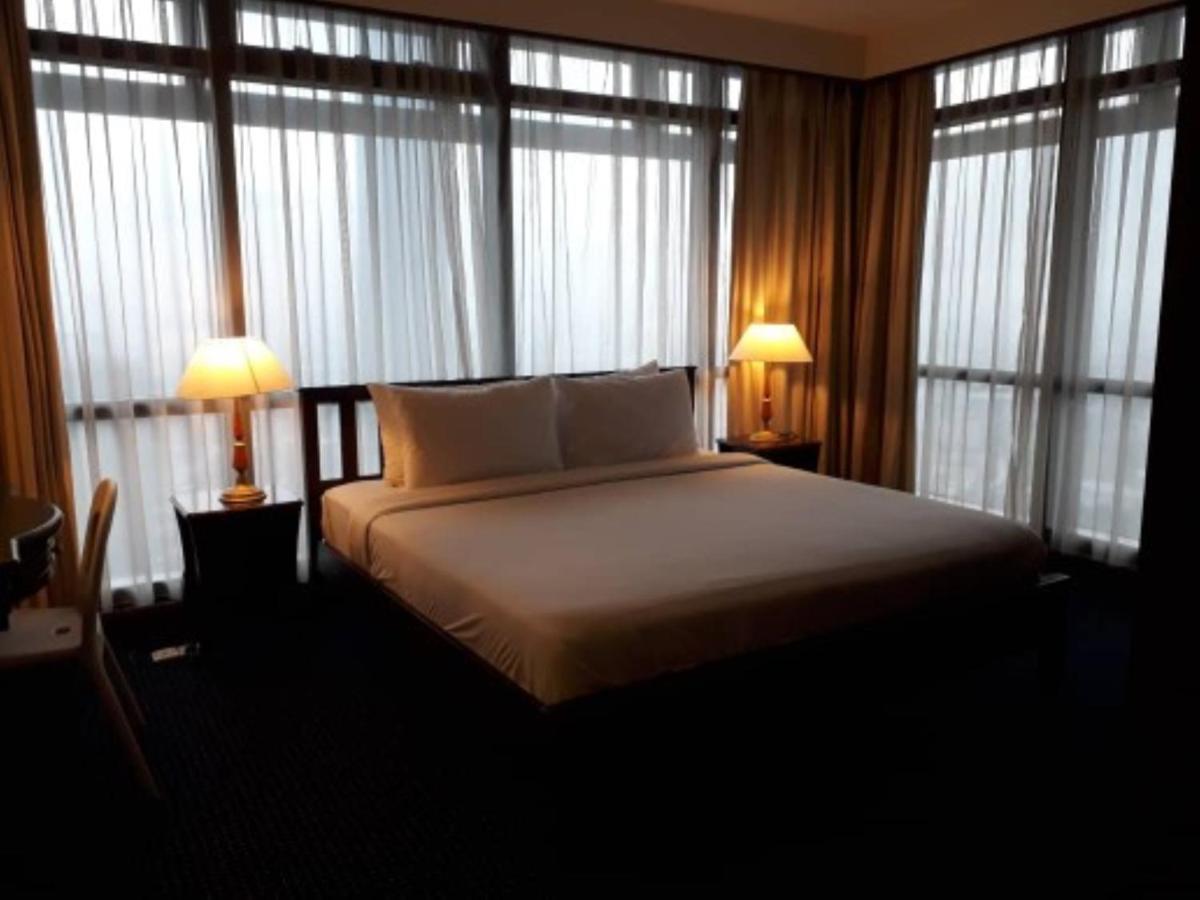 100100 Suites At Times Square Malaysia Куала-Лумпур Экстерьер фото